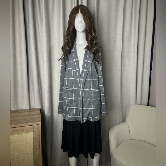 Lane Bryant Size 14/16 Grey Plaid Jacket Blazer - Picture 2 of 8